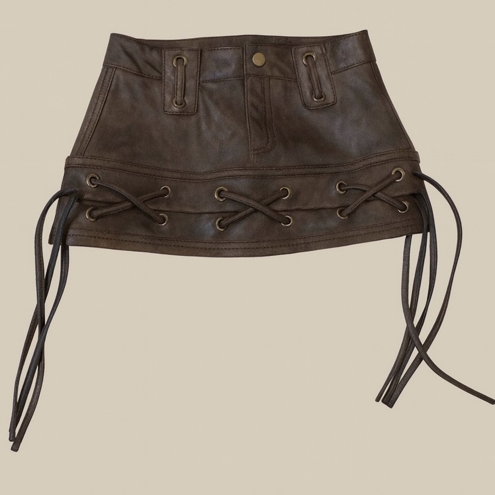 Fashion Nova Brown Faux Leather Lace Up Mini Skirt Moto Y2K XS NWT - Picture 4 of 8